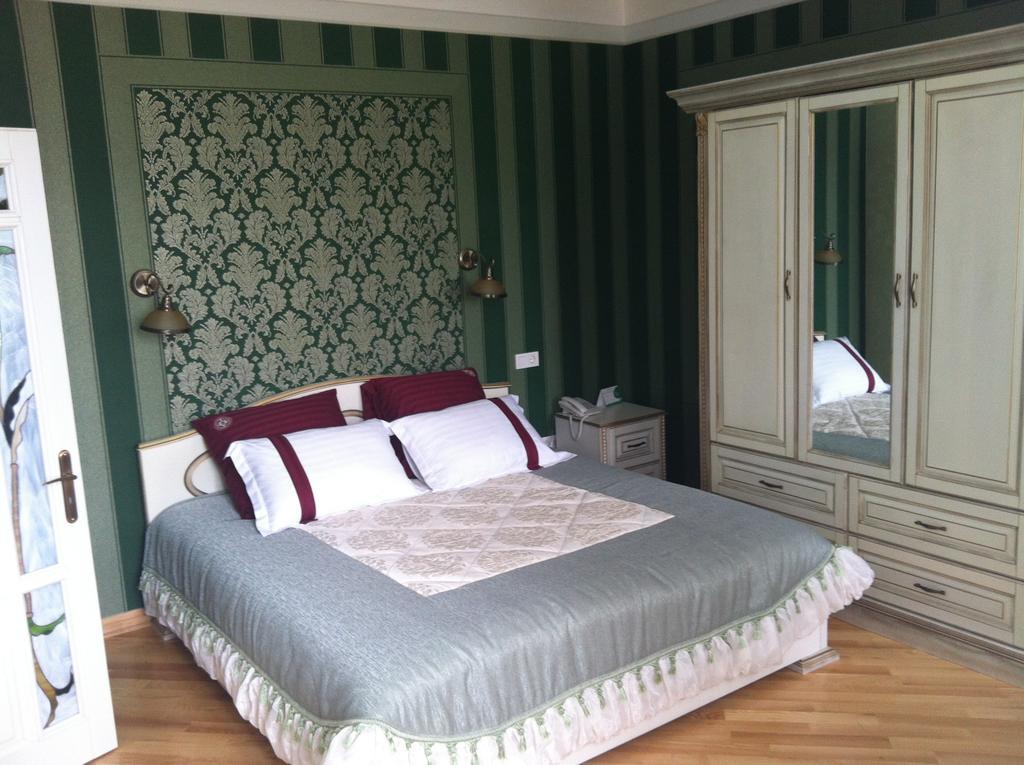 Fontush Boutique Hotel Ивано-Франковск Номер фото