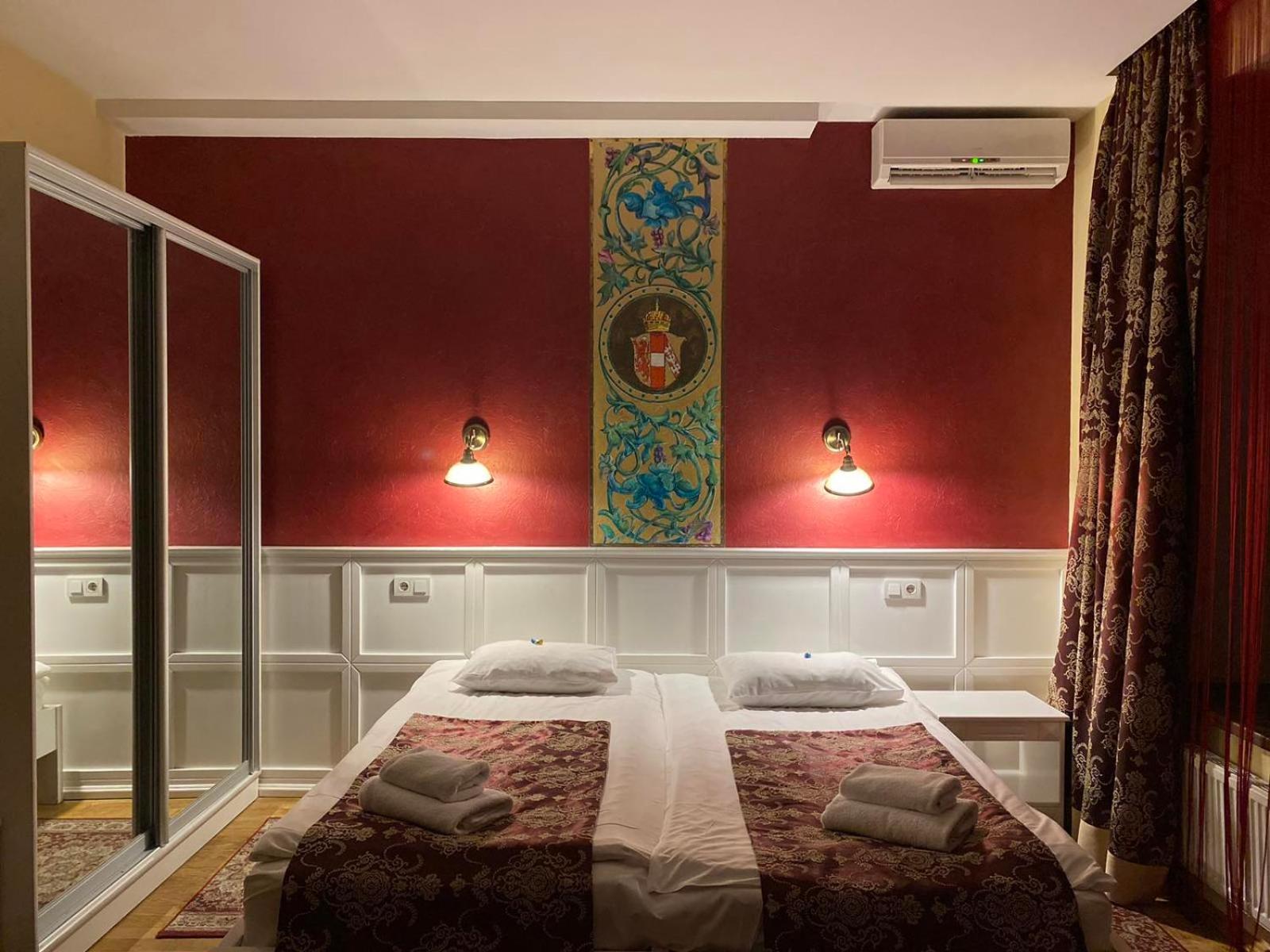 Fontush Boutique Hotel Ивано-Франковск Экстерьер фото